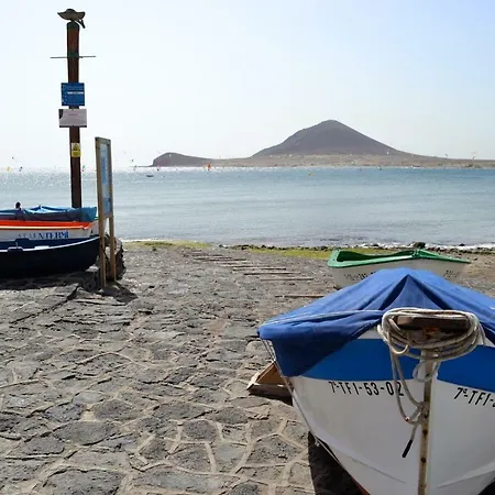 Residencial La Perla Apartment *